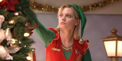 Zooey Deschanel Pays Sweet Tribute To Elf Co-star After His Death - www.msn.com - Los Angeles - city Santa Claus
