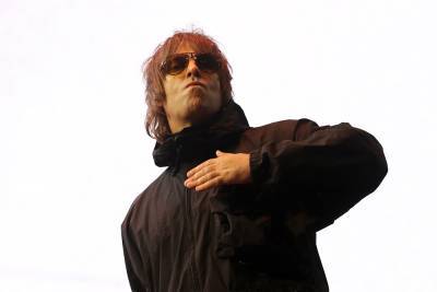 Liam Gallagher Injured After Falling Out Of Helicopter - etcanada.com - county Isle Of Wight