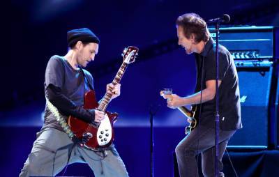 Pearl Jam adds former Red Hot Chili Peppers guitarist Josh Klinghoffer to live line-up - www.nme.com - New Jersey