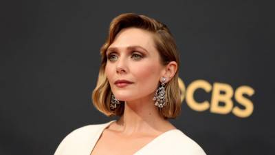 Elizabeth Olsen Wore Mary-Kate and Ashley’s Fashion Label to the Emmys - www.glamour.com