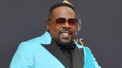 Cedric The Entertainer Honors TV History And Biz Markie In Short & Sweet Emmy Opening - deadline.com