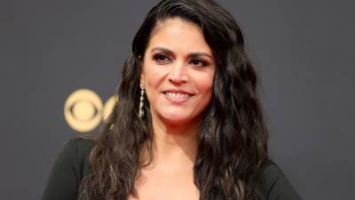 Emmys 2021 nominee Cecily Strong channels Angelina Jolie in leggy dress on red carpet - www.foxnews.com