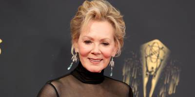 Jean Smart Wins Lead Comedy Actress at Emmys; Pays Tribute To Late Husband in Speech - www.justjared.com