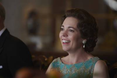 ‘The Crown’s Olivia Colman Lands First Career Emmy, Pays Tribute To Late Father: “He Would Have Loved All Of This” - deadline.com