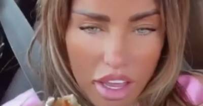 Katie Price gets into the Christmas spirit with Home Alone singalong alongside sister Sophie - www.ok.co.uk