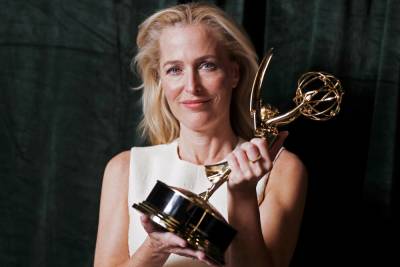 Gillian Anderson’s accent blows minds at Emmys: Duh, she’s an American - nypost.com - Britain - USA - Chicago - Illinois - Puerto Rico