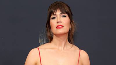 Mandy Moore eats pizza naked after 2021 Emmys: 'The real glamour' - www.foxnews.com