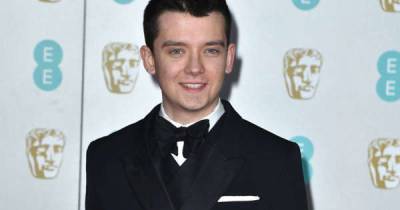 Asa Butterfield blasts fans for harassing him on night out - www.msn.com