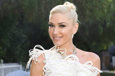 Gwen Stefani Shares Video Of Moment She Said ‘Yes’ To Her Wedding Dress - etcanada.com - Oklahoma