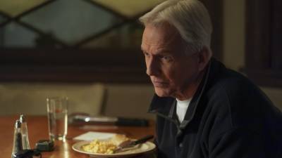 'NCIS' Season 19 Premiere Reveals What Happened to Gibbs - www.etonline.com