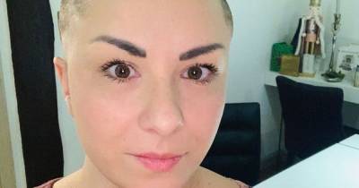 Mum diagnosed with breast cancer believed she was fine after checking symptoms online - www.dailyrecord.co.uk