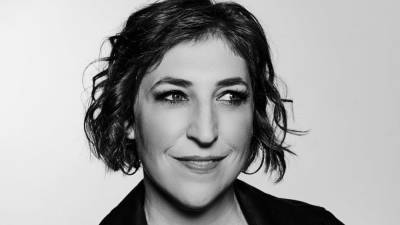 Mayim Bialik: Yes, I Want to Host Jeopardy! Full Time - www.glamour.com