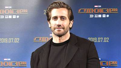 Jake Gyllenhaal Clarifies Whether He Showers After Controversial Bathing Habit Comments - hollywoodlife.com