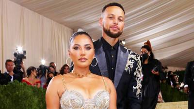 Steph Ayesha Curry Renew Their Vows With Daughter Riley, 9, Officiating – Stunning Photo - hollywoodlife.com