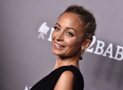 Nicole Richie Accidentally Sets Fire To Her Hair While Blowing Out Candles On Birthday Cake - etcanada.com