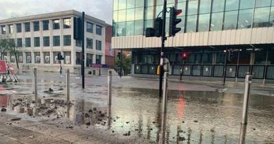 Major incident declared in Manchester as serious flooding closes main roads - www.manchestereveningnews.co.uk - Manchester