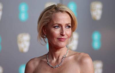 Gillian Anderson celebrates Emmys win with ‘Sex Education’-themed cake - www.nme.com
