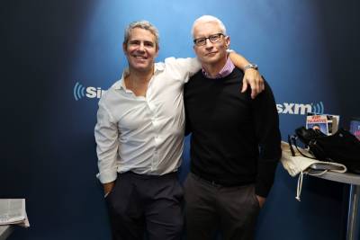 Andy Cohen And Anderson Cooper Go Head-To-Head In A Diaper Changing Contest - etcanada.com - county Anderson - county Cooper