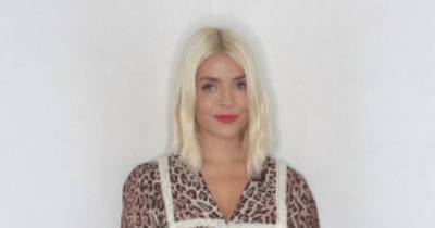 Holly Willoughby dresses to impress in leopard print outfit on This Morning - www.ok.co.uk