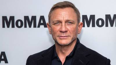 Commander Craig: 007 star made honorary Royal Navy officer - abcnews.go.com - Britain