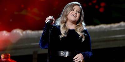 Kelly Clarkson Drops 'Christmas Isn't Canceled (Just You)' - Listen & Read the Lyrics! - www.justjared.com