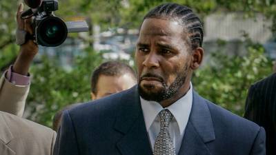 Judge begins giving instructions to jury at R. Kelly trial - abcnews.go.com - New York - city Brooklyn