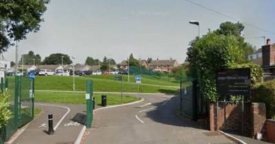 School sends out warning to parents after man and woman 'try to take children' - www.dailyrecord.co.uk - Manchester