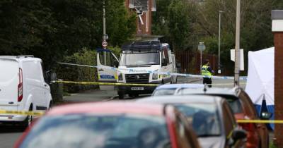 Man, 30, killed in 'horrific' incident as police launch murder investigation - www.dailyrecord.co.uk - Manchester