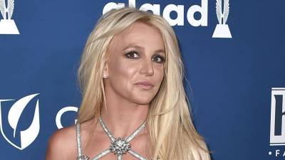 'Controlling Britney Spears' Documentary Claims Singer's Phone Was Bugged By Conservators - www.etonline.com
