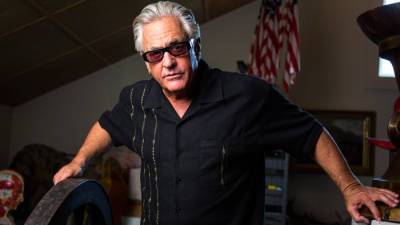 ‘Storage Wars’ Star Barry Weiss Returns In Style After Horrific Accident Recovery - deadline.com