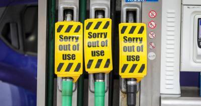 Fuel shortage crisis: third day of panic buying amid fears of empty shelves at Christmas - www.manchestereveningnews.co.uk - Britain