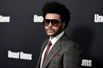 The Weeknd Tears Up Revealing Important Life Lesson He Learned From Quincy Jones - etcanada.com - Los Angeles - county Jones