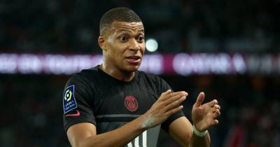 Mbappe shows latest sign of PSG exit as Messi trains ahead of Man City clash - www.manchestereveningnews.co.uk - France - Manchester - city Meanwhile