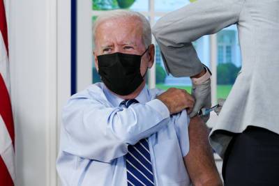 Joe Biden Gets Covid Vaccine Booster Shot Live On Camera - deadline.com