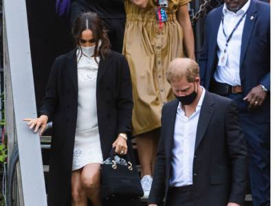 Meghan Markle Wears Iconic Bag In Honour Of Lady Diana At Global Citizen Live - etcanada.com