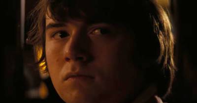 Licorice Pizza trailer: Fans emotional as Philip Seymour Hoffman’s son Cooper is cast in lead role - www.msn.com