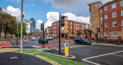 Manchester unveils new protected junction as part of £13.4m cycleway between city centre and Chorlton - www.manchestereveningnews.co.uk - Manchester