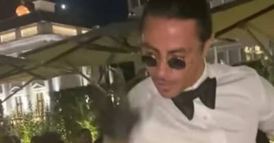 Inside Salt Bae's new London restaurant Nusr-Et where a burger costs £100 and water is £9 - www.ok.co.uk - Turkey - county New London