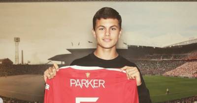 Manchester United sign Arsenal defender Harrison Parker - www.manchestereveningnews.co.uk - Manchester - county Parker - county Harrison