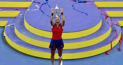 Emma Raducanu's winning US Open outfit to appear in Tennis Hall of Fame - www.msn.com - USA - county Hall