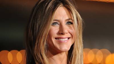 Jennifer Aniston Says She's Ready to Date Again and Reveals What She's Looking for in a Man - www.etonline.com