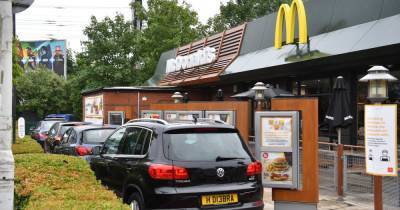 Drivers in the UK risk a £200 fine and conviction for paying by phone at McDonald's, KFC and Burger King drive thrus - www.manchestereveningnews.co.uk - Britain