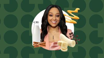 Tia Mowry's Sheet Pan Cakes Are the Perfect Easy Treat for Fall - www.glamour.com