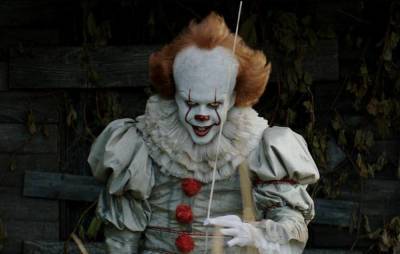 “Demon dog” goes viral after Pennywise clown comparisons - www.nme.com