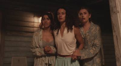‘Slumber Party Massacre’: A Witless & Unnecessary Remake Of A Slasher Classic [Fantastic Fest Review] - theplaylist.net