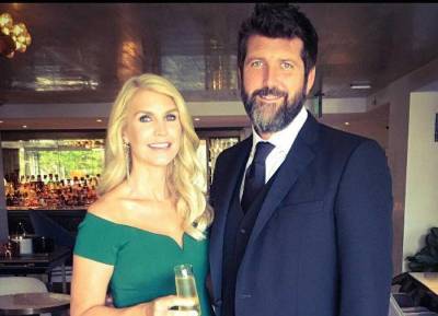 ‘I ran into his arms crying’ Yvonne Connolly reunites with partner John after five months - evoke.ie - Mexico