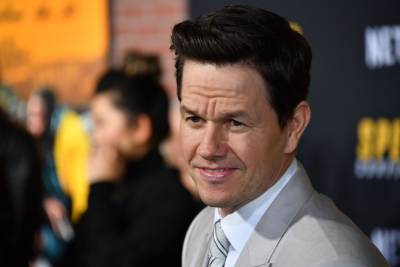 Mark Wahlberg Celebrates Daughter Ella’s 18th Birthday And Remembers Late Sister Debbie With Throwback Photos - etcanada.com