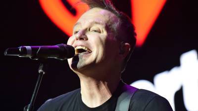 Blink-182 bassist Mark Hoppus says he's 'cancer free' - www.foxnews.com