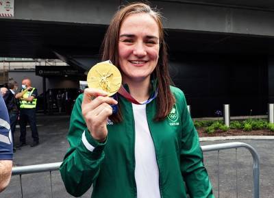 ‘Less stress, more success’ Olympic boxing champ Kellie Harrington announces she is staying amateur - evoke.ie - Dublin - city Portland