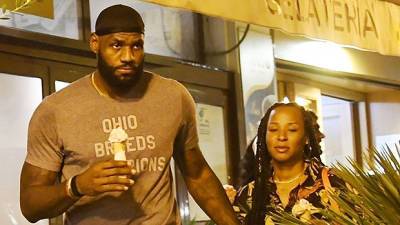 LeBron James Wife Savannah Hold Hands On Sweet Ice Cream Date While Vacationing In Italy - hollywoodlife.com - Los Angeles - Italy